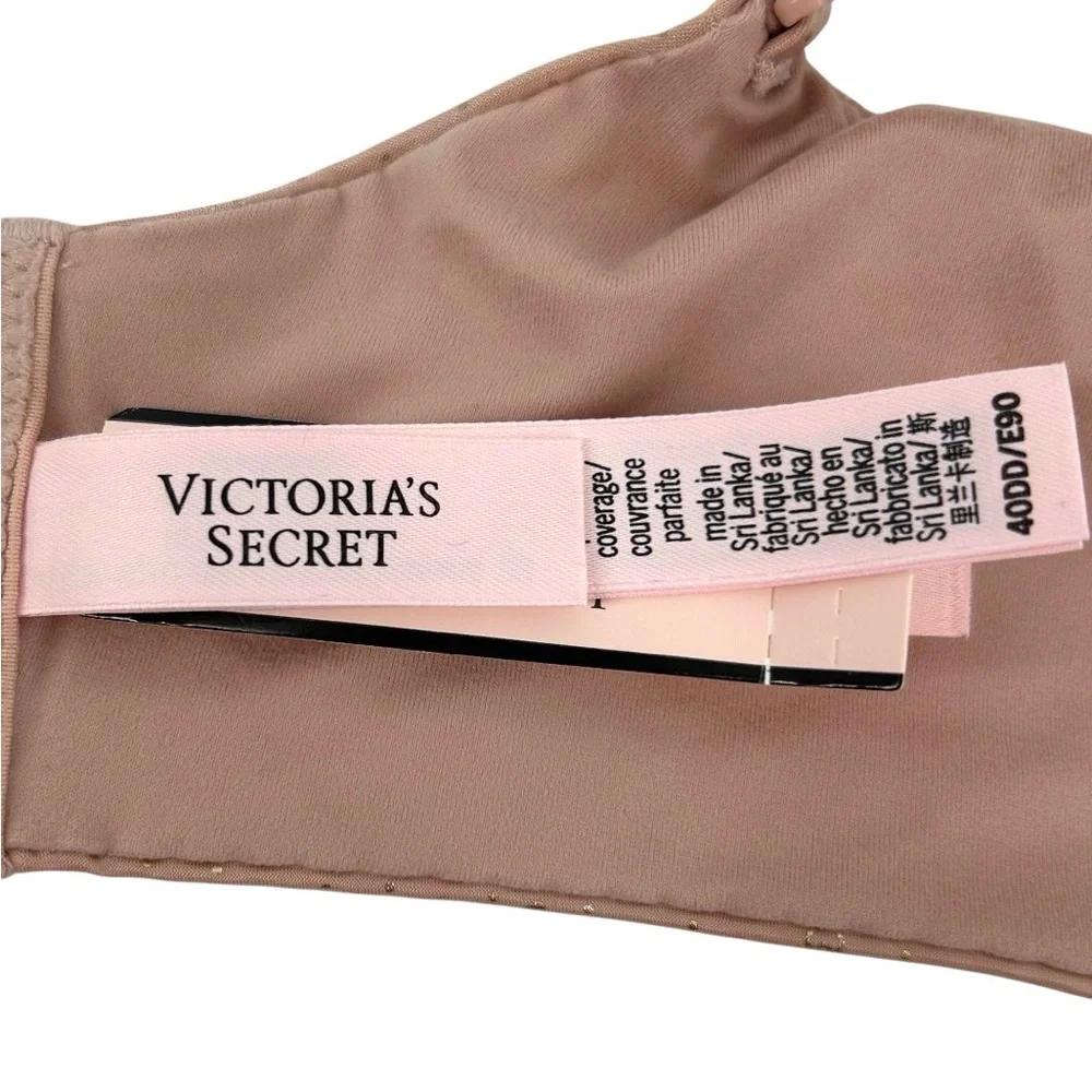 NWT Victoria’s Secret Heart and Dot Print Body by Victoria Perfect Coverage Bra